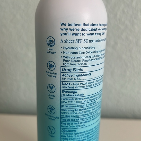 Coola Zinc Oxide Sunscreen Spray 30 SPF - Picture 2 of 5